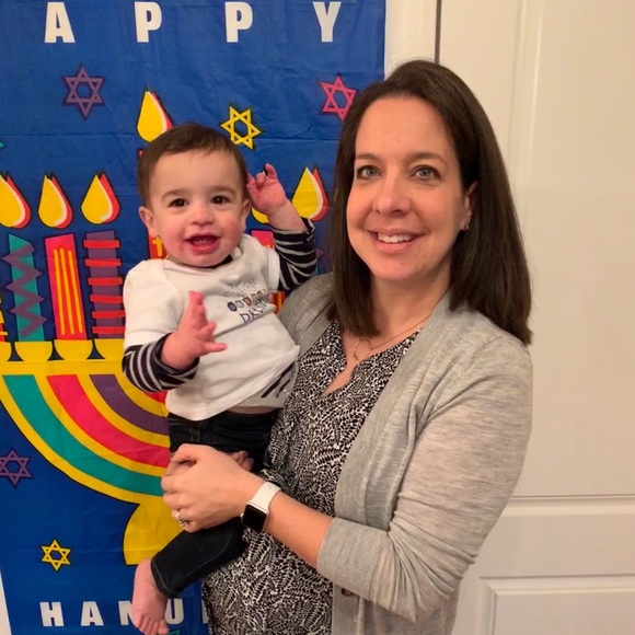 Meet your Posher, Jessica - Picture 1 of 1